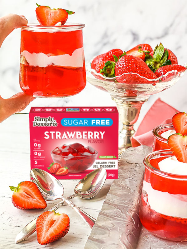 keto-strawberry-jel-cups front view