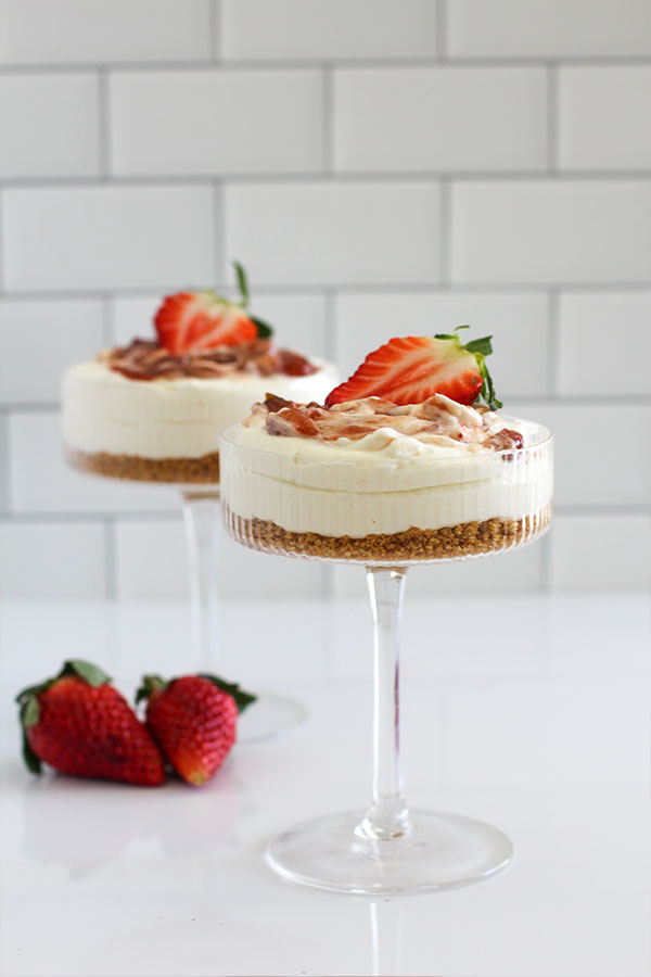 Sugar-free white chocolate cheesecake cups made with Simply Desserts pudding mix