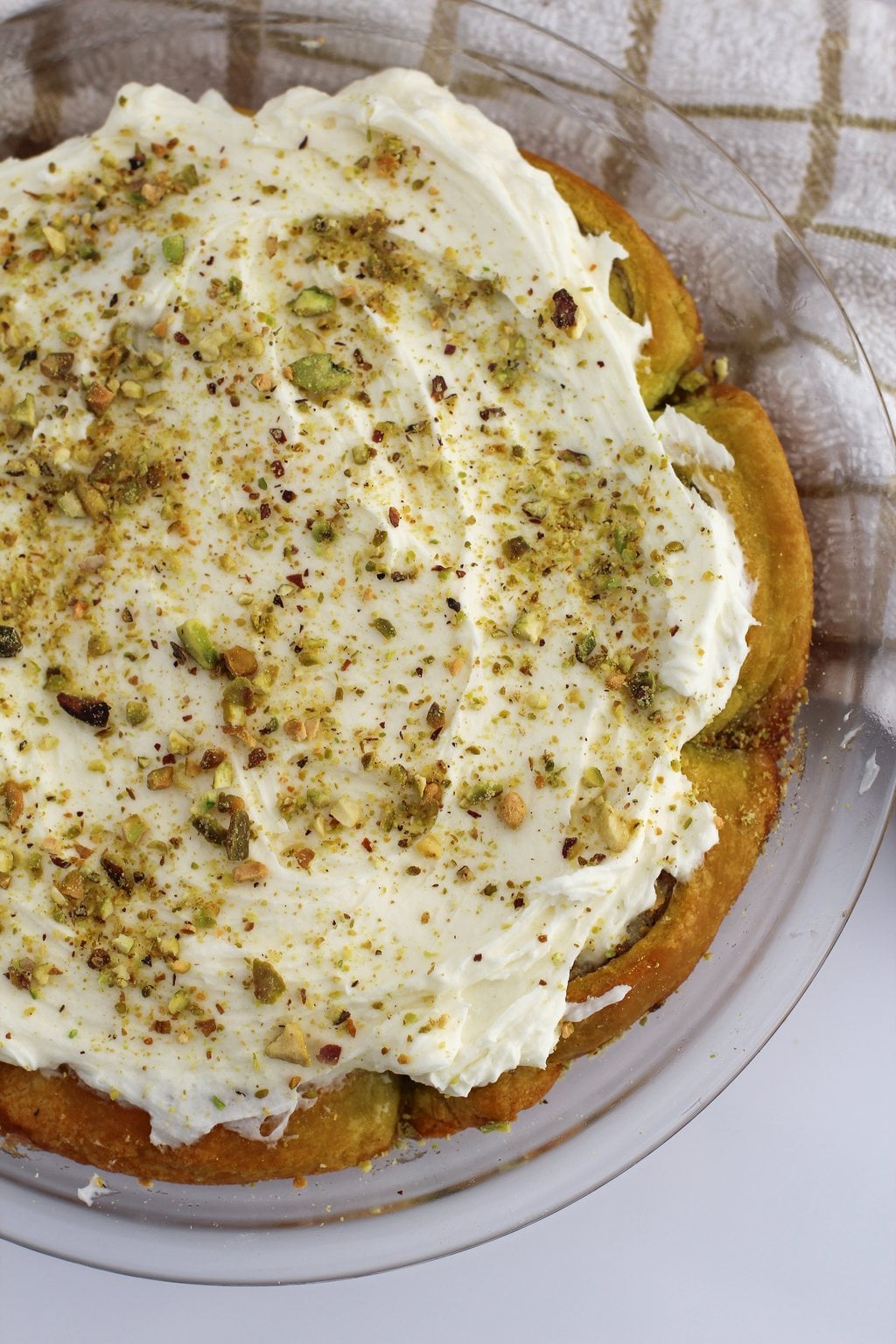 Pistachio Baked Pudding Rolls 02