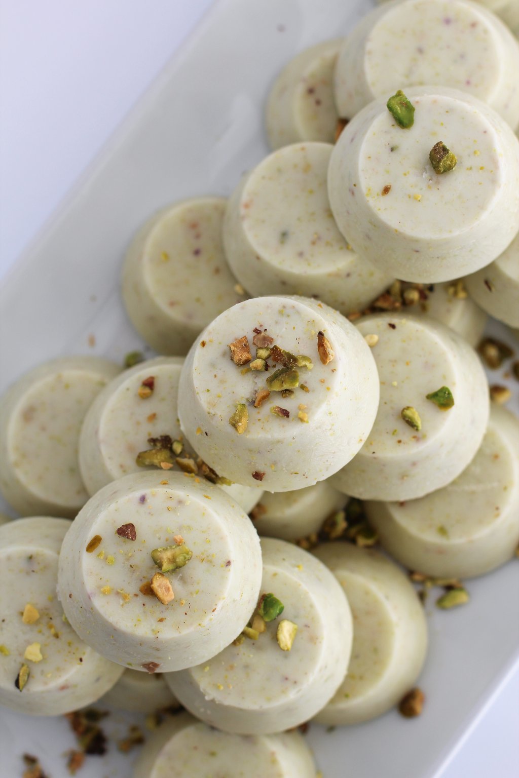 Pistachio Frozen Yogurt Bites 04