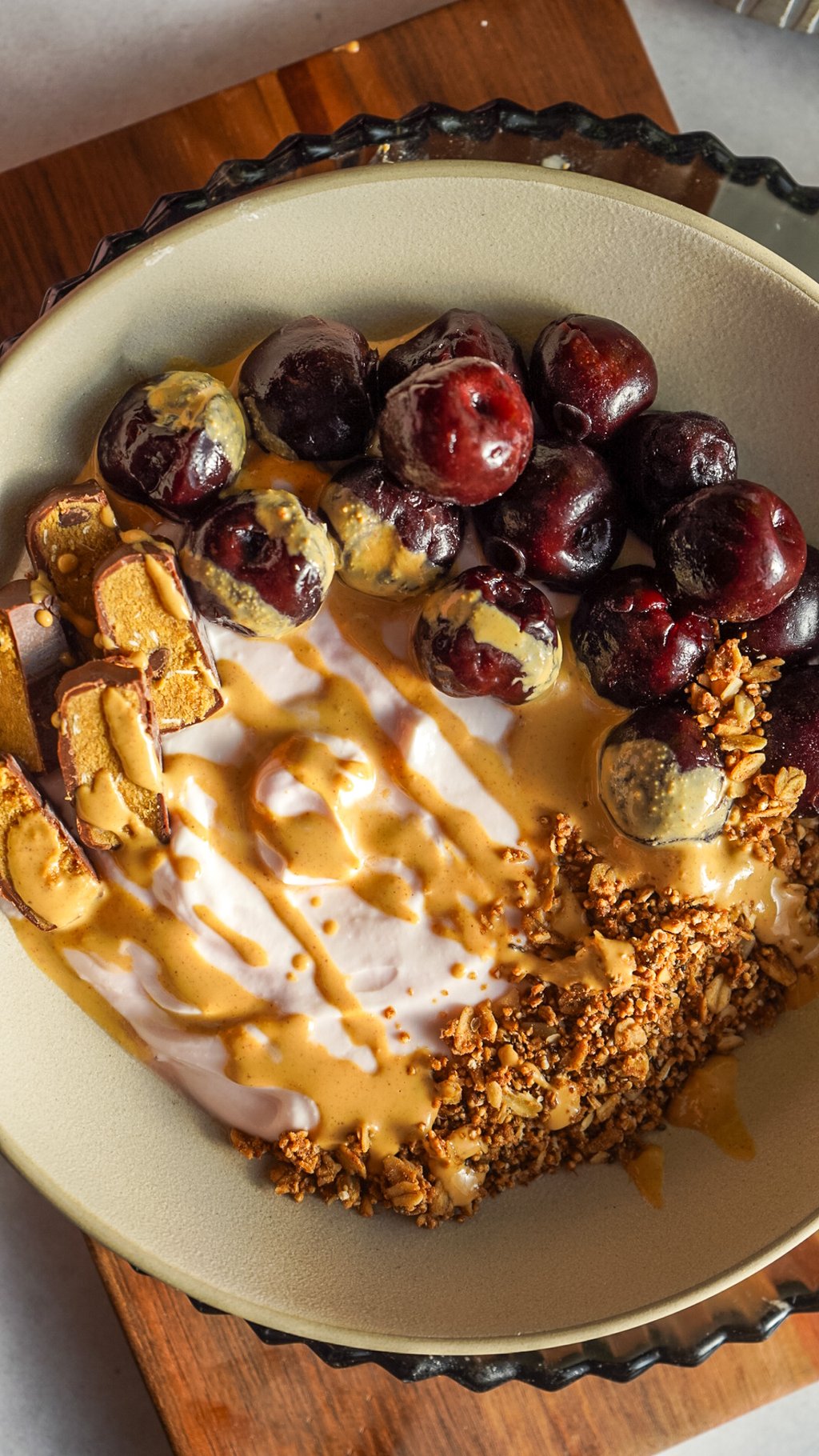 Cherry Garcia Protein Yogurt Bowl 03