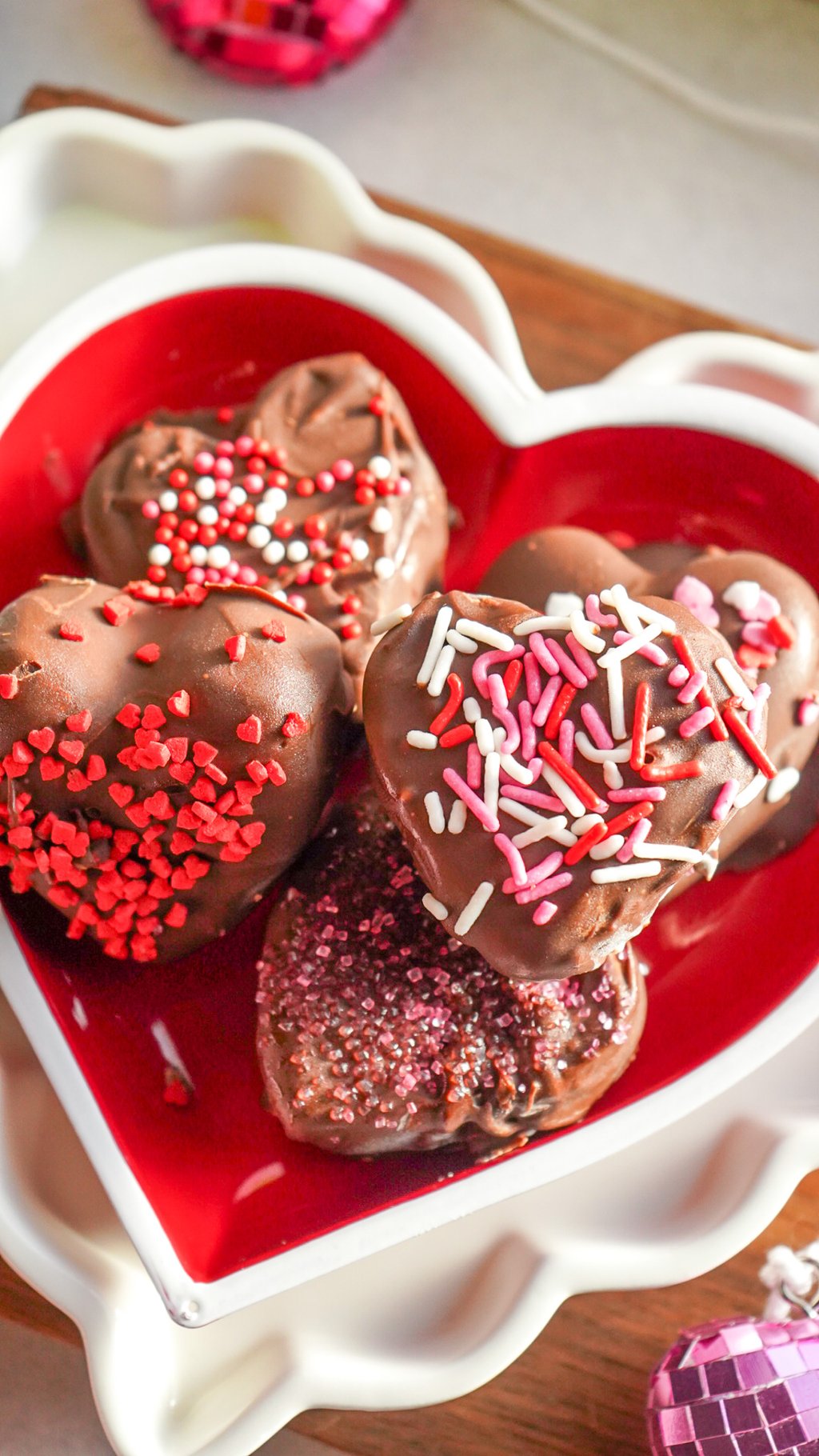 White Chocolate Strawberry Ice Cream Bites 02