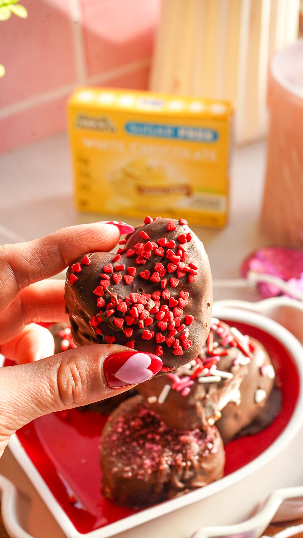 White Chocolate Strawberry Ice Cream Bites 04